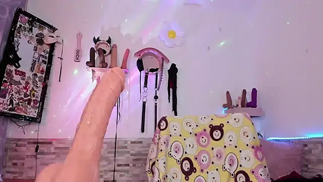 Snapshot of amyswallow7 chatting on 27, 2, 2026 amyswallow7 online show from 27, 2, 2026