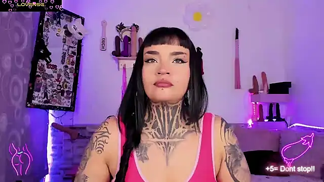 Snapshot of amyswallow7 chatting on 31, 3, 2026 amyswallow7 online show from 31, 3, 2026