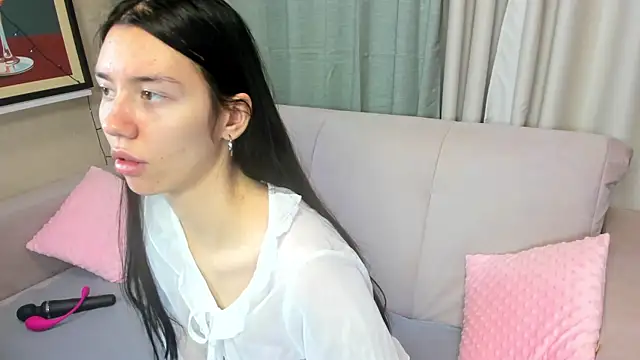 Amelia skyy online show from 29, 5, 2026