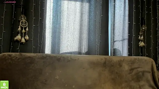 Amelia skyy online show from 15, 7, 2026