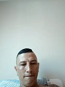 Snapshot of Andrexlupe chatting on 18, 10, 2025 Andrexlupe online show from 18, 10, 2025