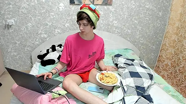 Snapshot of Timothy_Fox chatting on 2, 2, 2025 Timothy Fox online show from 2, 2, 2025