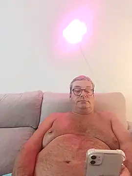 Snapshot of MountJohnXL chatting on 30, 4, 2026 MountJohnXL online show from 30, 4, 2026