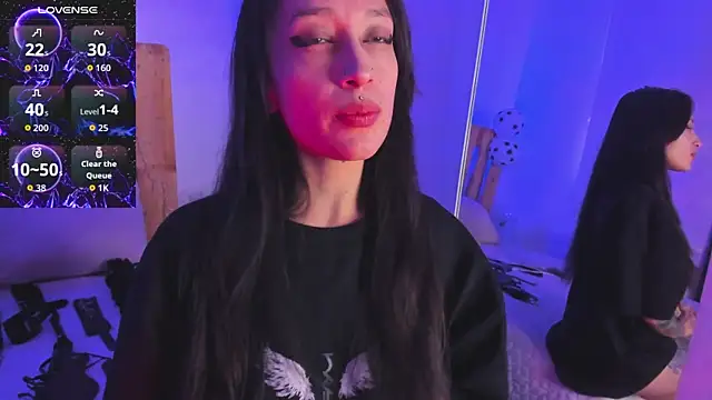 coral jonesss online show from 11, 7, 2026