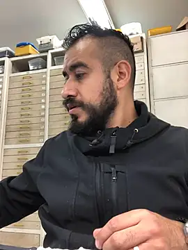 leonardohot1987 online show from 4, 2, 2025