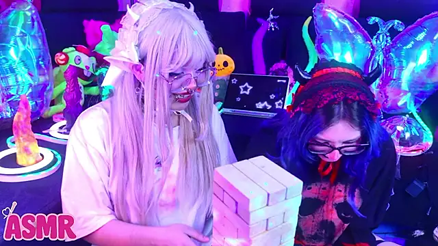 Kimlennox  online show from 3, 2, 2026