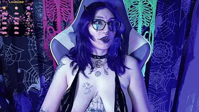 Kimlennox  online show from 9, 3, 2026