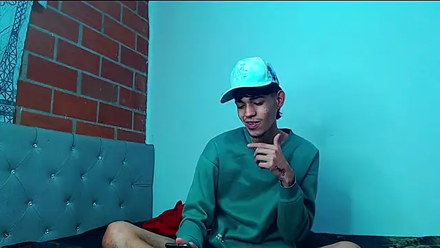 Snapshot of Alejandro_bigdick_x chatting on 22, 2, 2025 Alejandro bigdick x online show from 22, 2, 2025