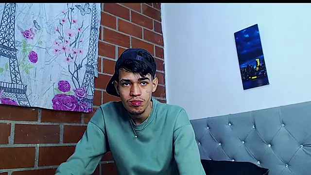 Snapshot of Alejandro_bigdick_x chatting on 18, 3, 2025 Alejandro bigdick x online show from 18, 3, 2025