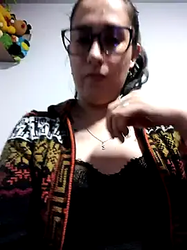 CHARLOTTE 1711 online show from 12, 11, 2025