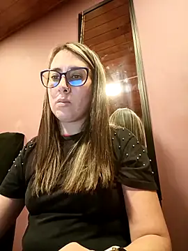 CHARLOTTE 1711 online show from 9, 4, 2026