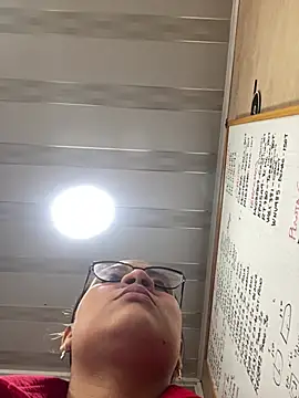 Snapshot of Yessica_832 chatting on 13, 2, 2026 Yessica 832 online show from 13, 2, 2026