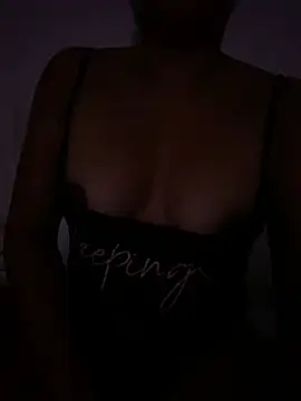 Snapshot of Yessica_832 chatting on 28, 4, 2026 Yessica 832 online show from 28, 4, 2026