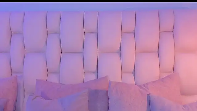 Snapshot of shatall_rouge chatting on 29, 10, 2025 shatall rouge online show from 29, 10, 2025