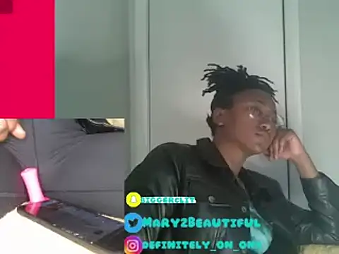 Snapshot of dragdemballznme chatting on 28, 1, 2025 dragdemballznme online show from 28, 1, 2025