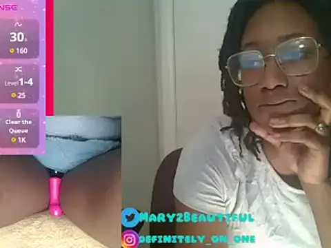 Snapshot of dragdemballznme chatting on 2, 2, 2025 dragdemballznme online show from 2, 2, 2025