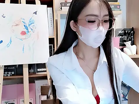 Lush-Office online show from 18, 9, 2025