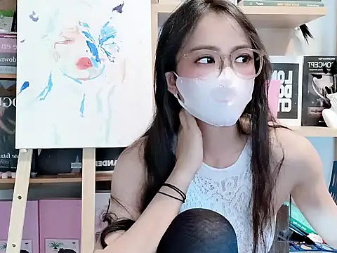 Lush-Office online show from 7, 10, 2025