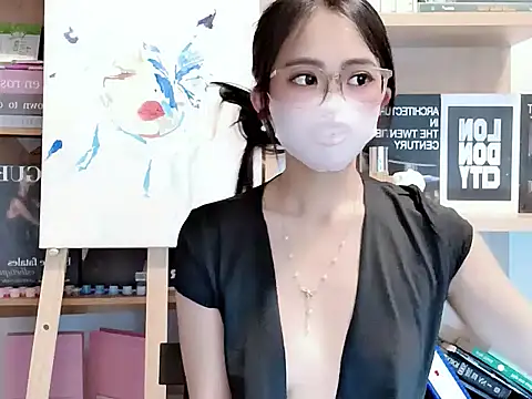 Lush-Office online show from 9, 10, 2025