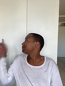 snotLoud online show from 14, 2, 2025