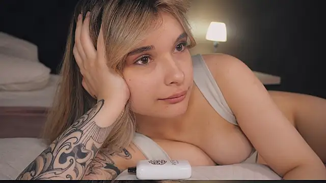 Bella Alita online show from 15, 3, 2025