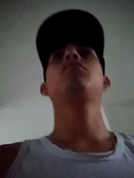 Latinos 2001 online show from 25, 1, 2025