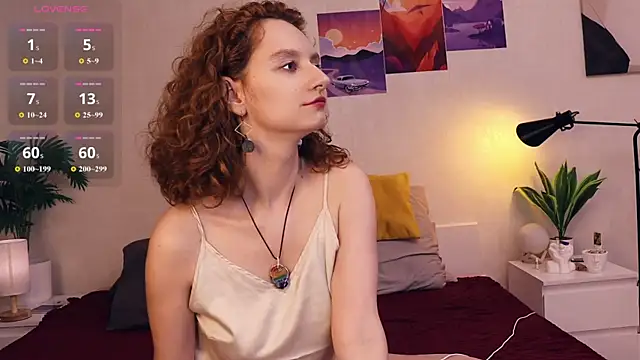 Snapshot of Leya_Curly chatting on 8, 7, 2026 Leya Curly online show from 8, 7, 2026
