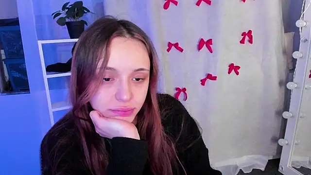 Snapshot of Sahara_Shields chatting on 28, 1, 2025 Sahara Shields online show from 28, 1, 2025