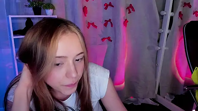 Snapshot of Sahara_Shields chatting on 26, 2, 2025 Sahara Shields online show from 26, 2, 2025