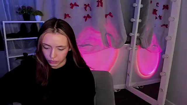 Snapshot of Sahara_Shields chatting on 13, 3, 2025 Sahara Shields online show from 13, 3, 2025