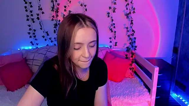 Snapshot of Sahara_Shields chatting on 14, 3, 2025 Sahara Shields online show from 14, 3, 2025