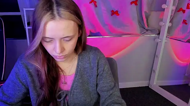 Snapshot of Sahara_Shields chatting on 20, 3, 2025 Sahara Shields online show from 20, 3, 2025