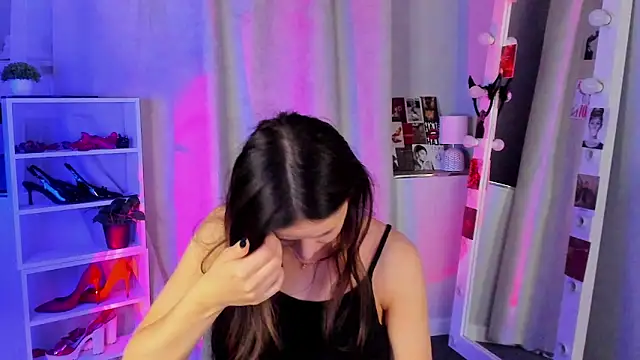 Snapshot of Sahara_Shields chatting on 28, 9, 2025 Sahara Shields online show from 28, 9, 2025