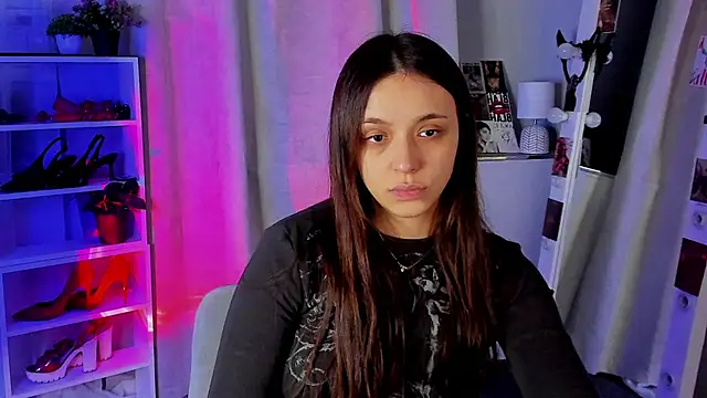 Snapshot of Sahara_Shields chatting on 5, 10, 2025 Sahara Shields online show from 5, 10, 2025