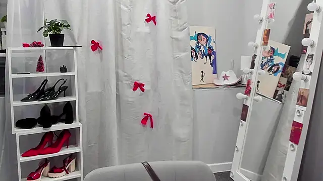 Snapshot of Sahara_Shields chatting on 8, 1, 2026 Sahara Shields online show from 8, 1, 2026