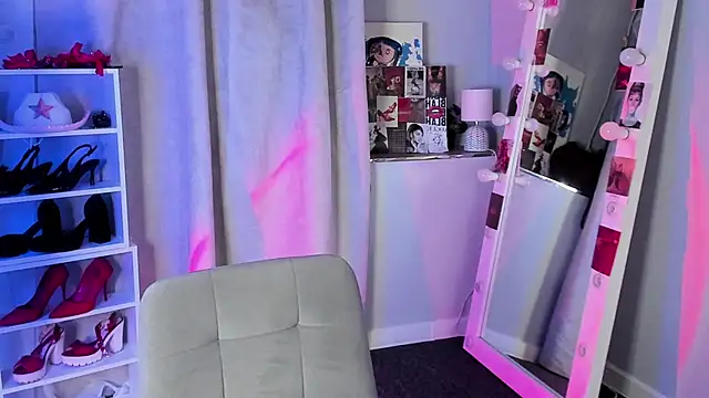 Snapshot of Sahara_Shields chatting on 10, 2, 2026 Sahara Shields online show from 10, 2, 2026