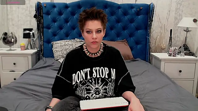 via mayer  online show from 14, 4, 2026