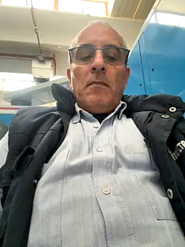 Snapshot of sempreilmio2 chatting on 8, 10, 2025 sempreilmio2 online show from 8, 10, 2025