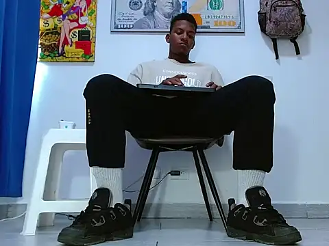 Snapshot of Master_foot_ chatting on 13, 7, 2026 Master foot online show from 13, 7, 2026