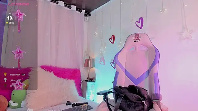 Snapshot of emma_soffia_ chatting on 8, 3, 2025 emma soffia  online show from 8, 3, 2025