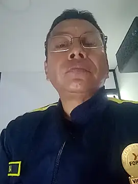 Snapshot of Jinenez chatting on 15, 3, 2025 Jinenez online show from 15, 3, 2025