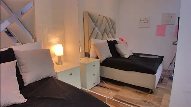 raquell moore online show from 20, 3, 2026