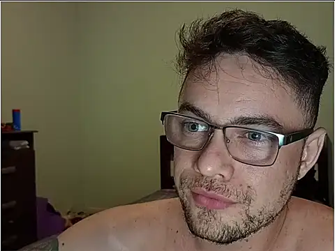 Dyllan   online show from 15, 4, 2026