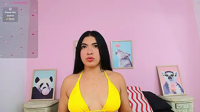 Snapshot of NicolettaLima chatting on 12, 2, 2025 NicolettaLima online show from 12, 2, 2025