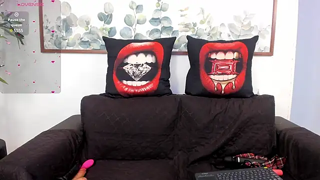 Snapshot of NicolettaLima chatting on 14, 3, 2025 NicolettaLima online show from 14, 3, 2025