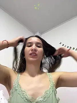 Bella still online show from 25, 3, 2026