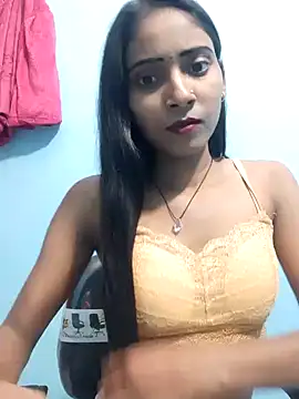 Snapshot of Divya-2007 chatting on 14, 2, 2025 Divya-2007 online show from 14, 2, 2025