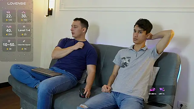 Snapshot of Cum_hunters chatting on 20, 1, 2025 Cum hunters online show from 20, 1, 2025