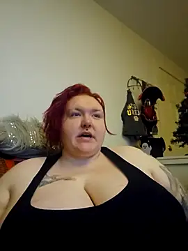 CorgiGodez98 online show from 14, 12, 2025