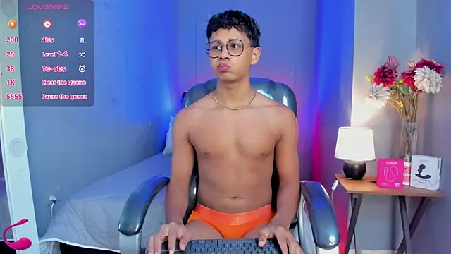 Snapshot of Dawn16_ chatting on 6, 11, 2025 Dawn16 online show from 6, 11, 2025